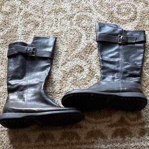 Me Too Black Leather Winter Boots